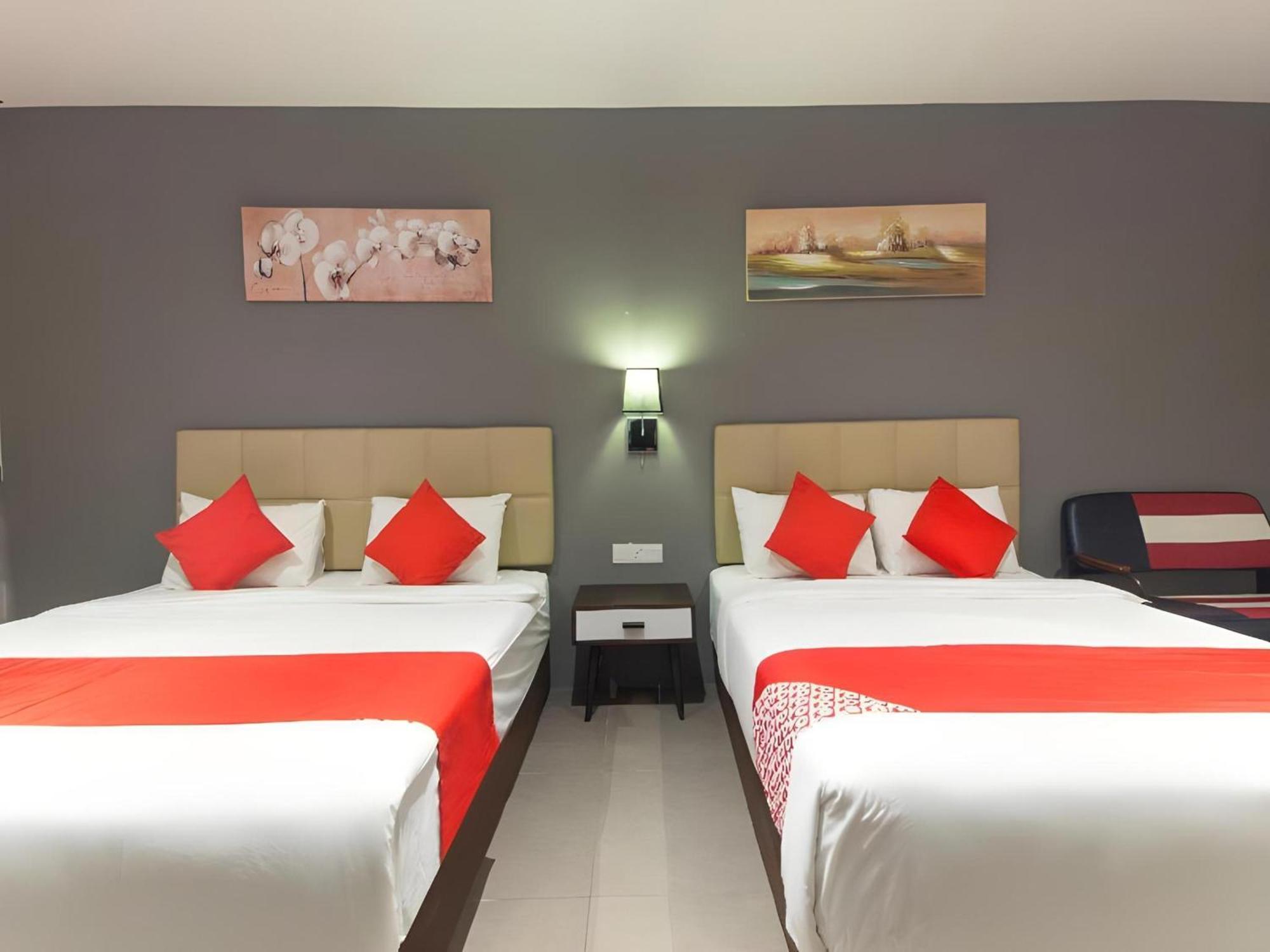 โอโย 1191 ยูเทล บูทิก โฮเต็ล Hotel กาจัง ภายนอก รูปภาพ