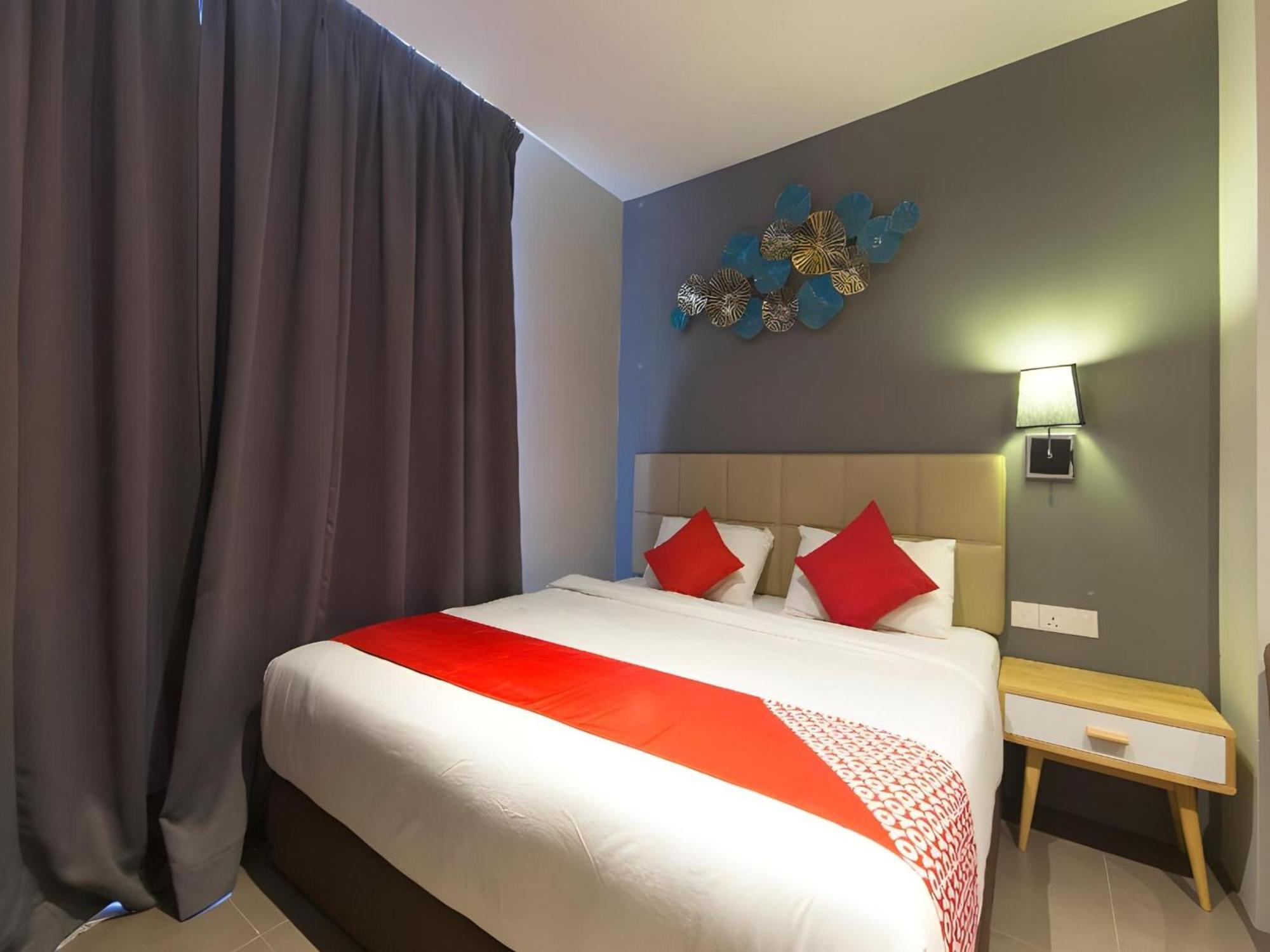 โอโย 1191 ยูเทล บูทิก โฮเต็ล Hotel กาจัง ภายนอก รูปภาพ