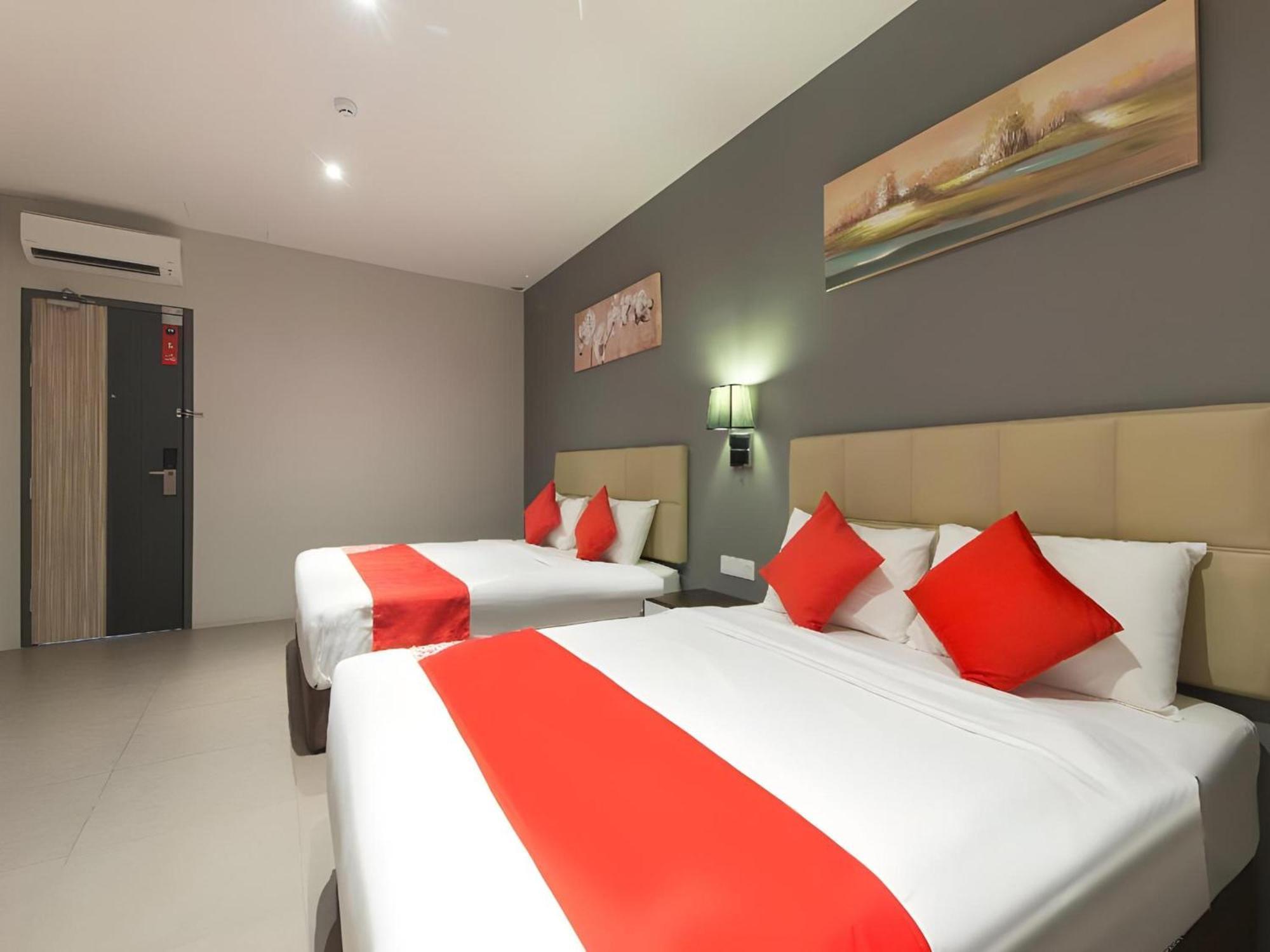 โอโย 1191 ยูเทล บูทิก โฮเต็ล Hotel กาจัง ภายนอก รูปภาพ