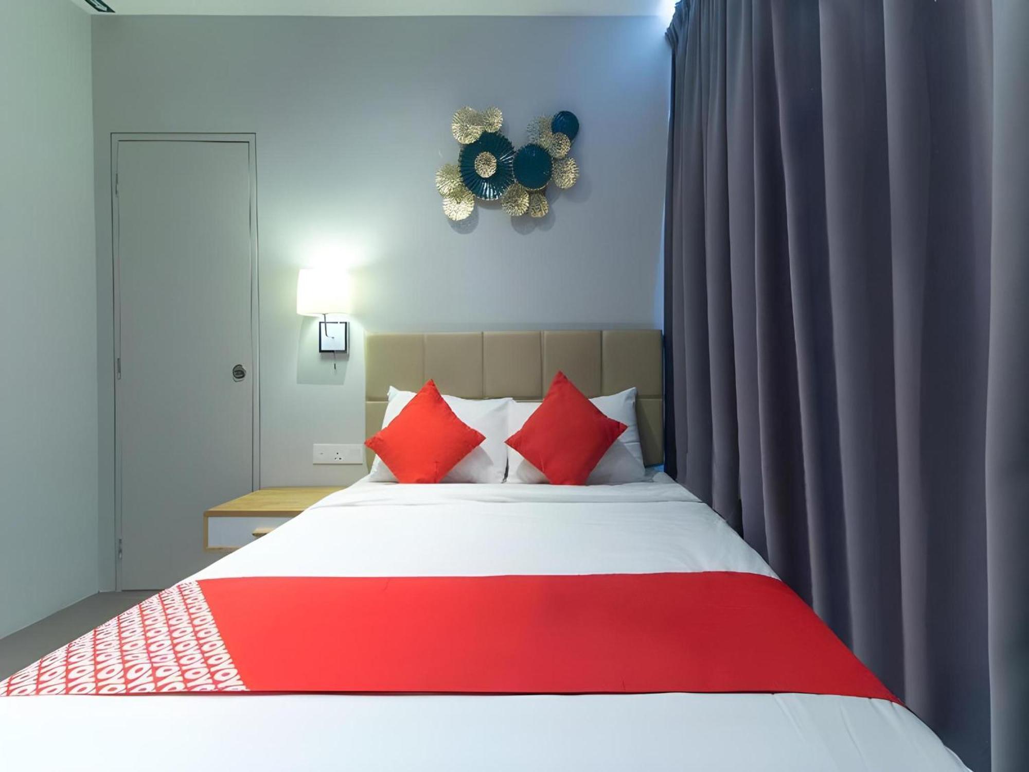 โอโย 1191 ยูเทล บูทิก โฮเต็ล Hotel กาจัง ภายนอก รูปภาพ